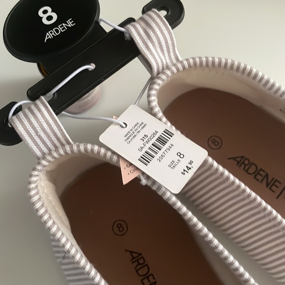 Ardene Slip on Shoe - Picture 2 of 5